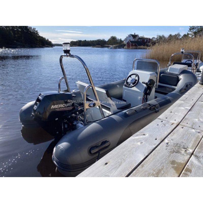 Inflatable Boat 4 Person - Bateau pneumatique à coque en aluminium